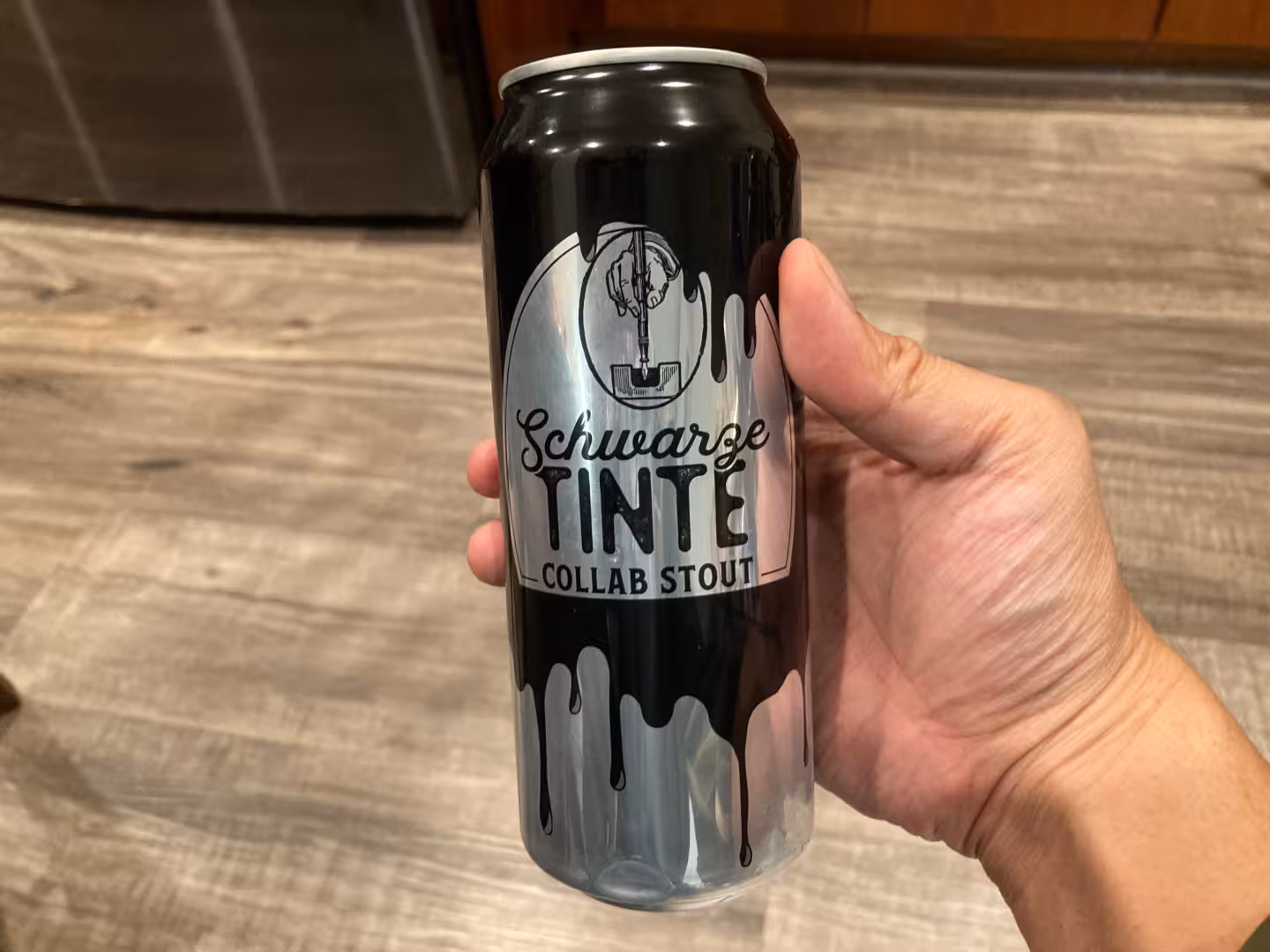 Schwarze Tinte